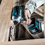 Makita GT200D 40V max XGT Brushless Cordless 2‑Pc. Combo Kit (2.5Ah)