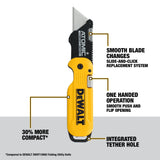 Dewalt DWHT10990 DEWALT ATOMIC COMPACT SERIES Push and Flip Folding Utility Knife